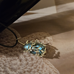 Tree Branch Design Pendant With Natural Labradorite Gemstone, Natural Healing Crystal, Necklace, Crystal For Energy