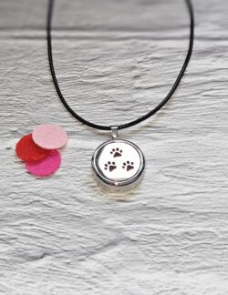Pet Foot, Aromatherapy Necklace, Stainless Steel Essential Oil Diffuser Locket, Charm Perfume Box Pendant, Women's Jewelry Gift